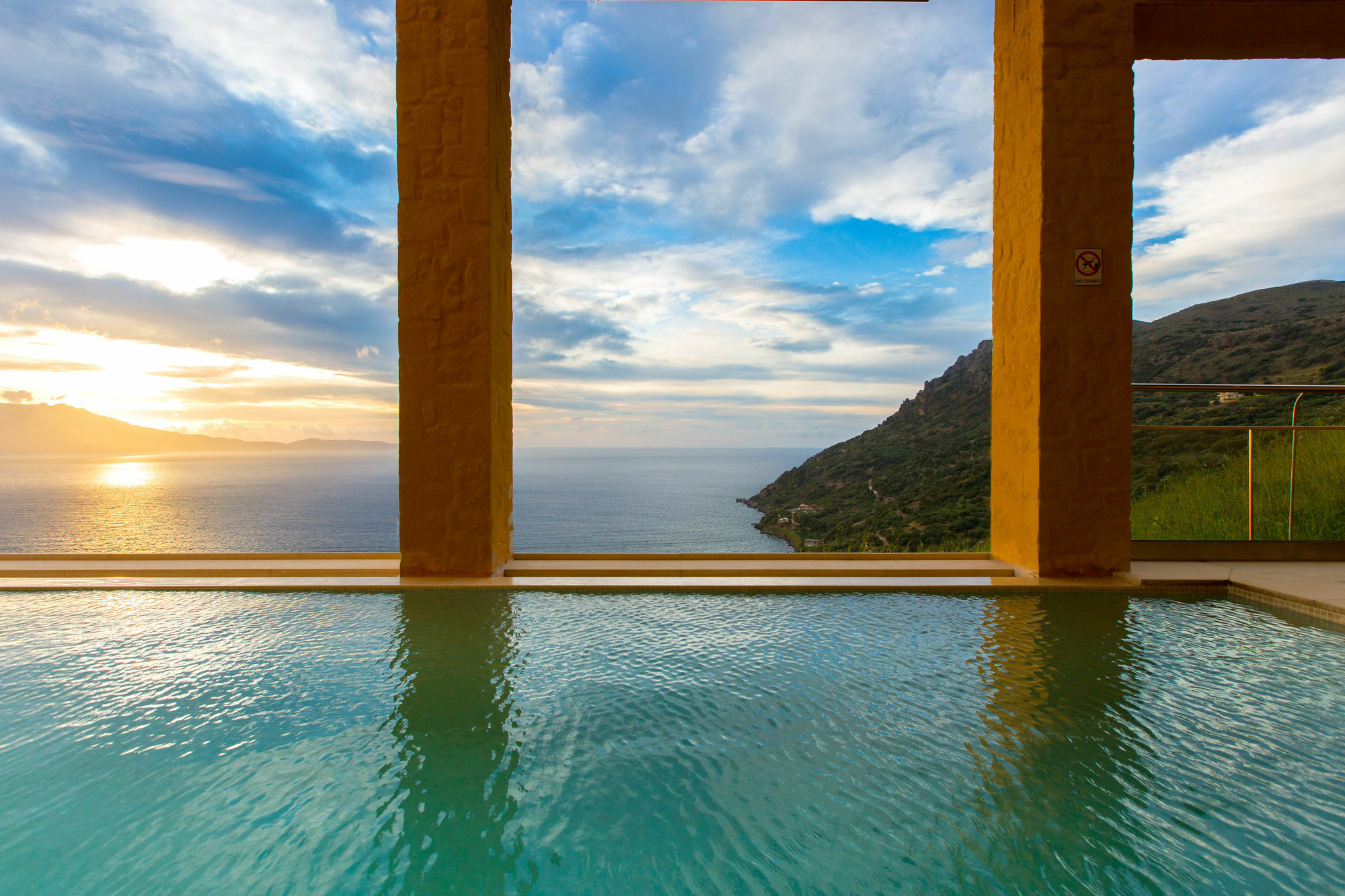 Athina Epavlis - Ethereal Charm Of Blue Horizons Ravdhoukha Exterior photo
